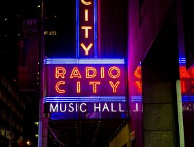 活力四射！驻马店体育广场直播视频引爆全网，展现城市新活力