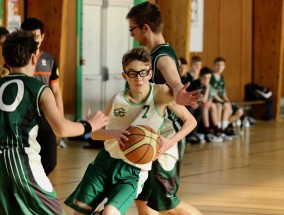 直击现场，体育在线首页新闻直播如何重塑体育观赛体验