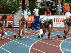 体育直播的破圈密码，从赛事解说到社交裂变的内容进化