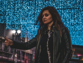 Mastering the Language of Sports Broadcasts:Essential English Phrases for Live Commentary