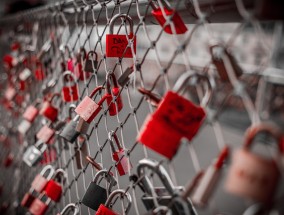 山猫体育直播安全吗？用户需警惕这些潜在风险与防护指南