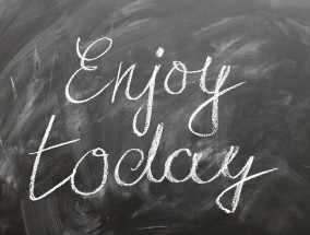 14岁作文为何看哭全网？一个初中生如何用文字击中人心的柔软之处