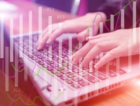 实时狂欢，体育直播如何重塑现代人的社交聚场