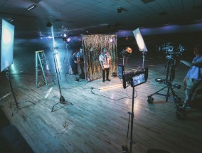 雨说，体育直播转播的诗意与力量