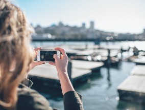 24小时待命，一名全职体育直播人的热血与汗水