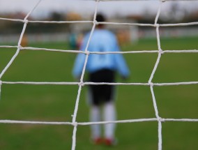 门将在体育直播中的灵魂力量，守护绿茵的最后防线