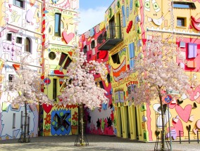 杏彩大厅，凝固的时光与流动的艺术