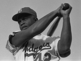 黑白镜头下的热血赛场，体育西路直播史探秘