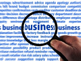 足球外围平台是否合法？法律风险与合规建议