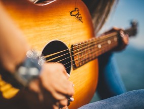 沉浸式体验经典赛事，探索体育直播课程的独特魅力