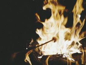 直播江湖，广东体育频道如何点燃篮球赛事的火