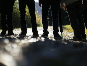 云南五兄弟爆红网络，亲兄弟的硬核音乐为何一夜封神？