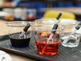 疫苗配方大揭秘，从实验室到注射器的变身记