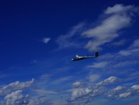 云端之上，镜头之下，体育直播与飞机的跨界共舞