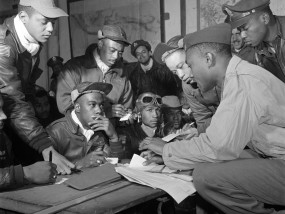 第一天，一个实习生之死与职场冤魂的悖论