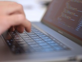 重构娱乐中心用户登录，从体验到安全的多维升级