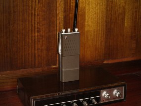 从无线电波到数字流，体育收音机直播的百年变迁