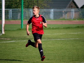 体育狂欢背后的疯狂经济学，当NBA与英超直播重构现代人的情绪账本