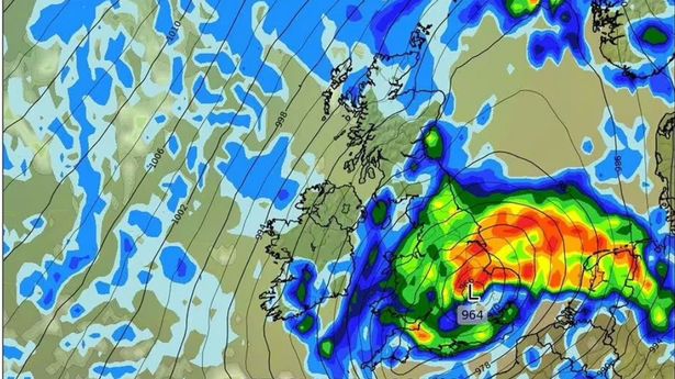 英国天气:大风暴将带来暴雨和强风袭击英国的确切日期