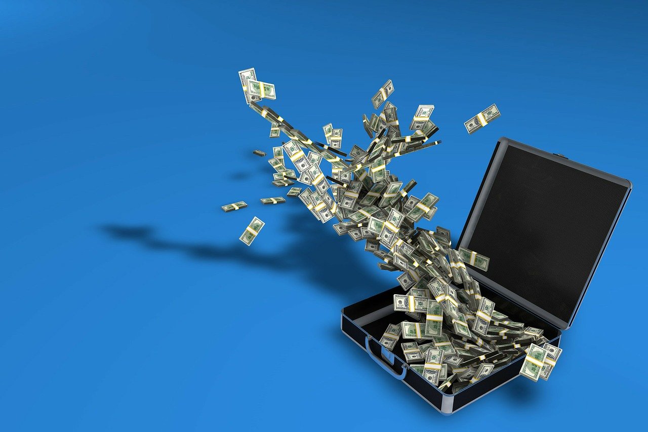 银行理财资金对接信托,策略、风险与前景 银行理财资金对接信托,策略、风险与前景