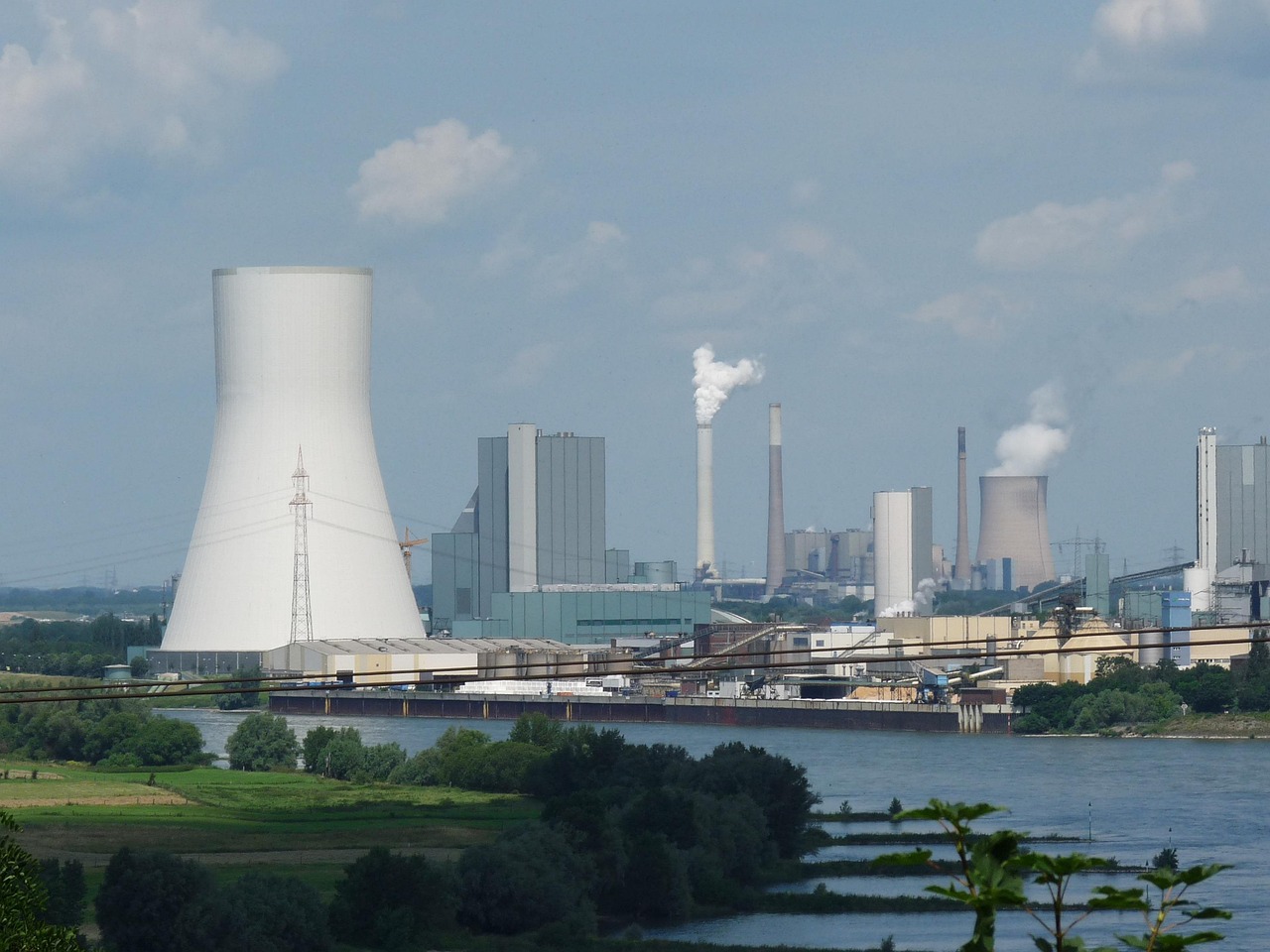 保定市莲池区天气预报—掌握天气，生活无忧保定市莲池区天气预报