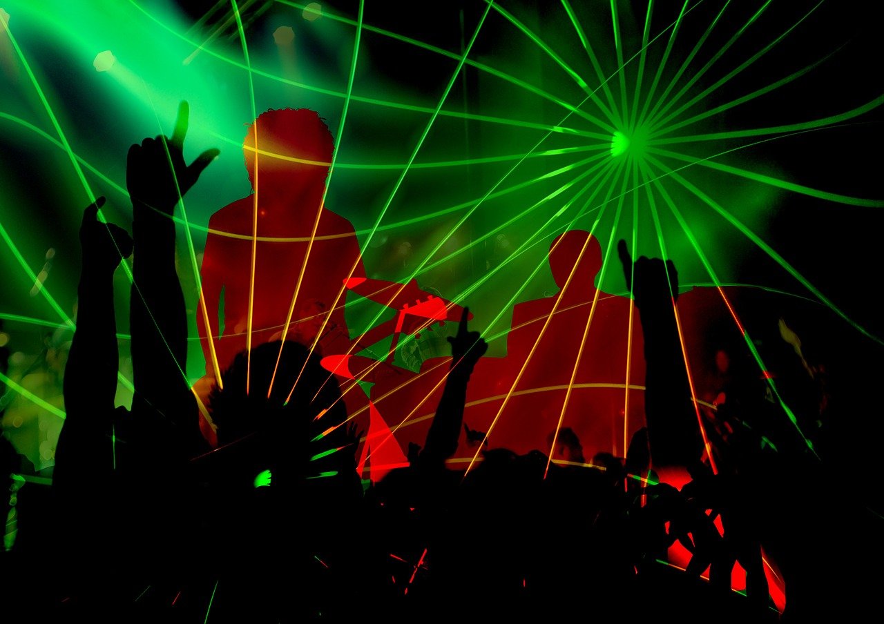 抖音,重构体育直播的流量密码与未来图景 抖音,重构体育直播的流量密码与未来图景