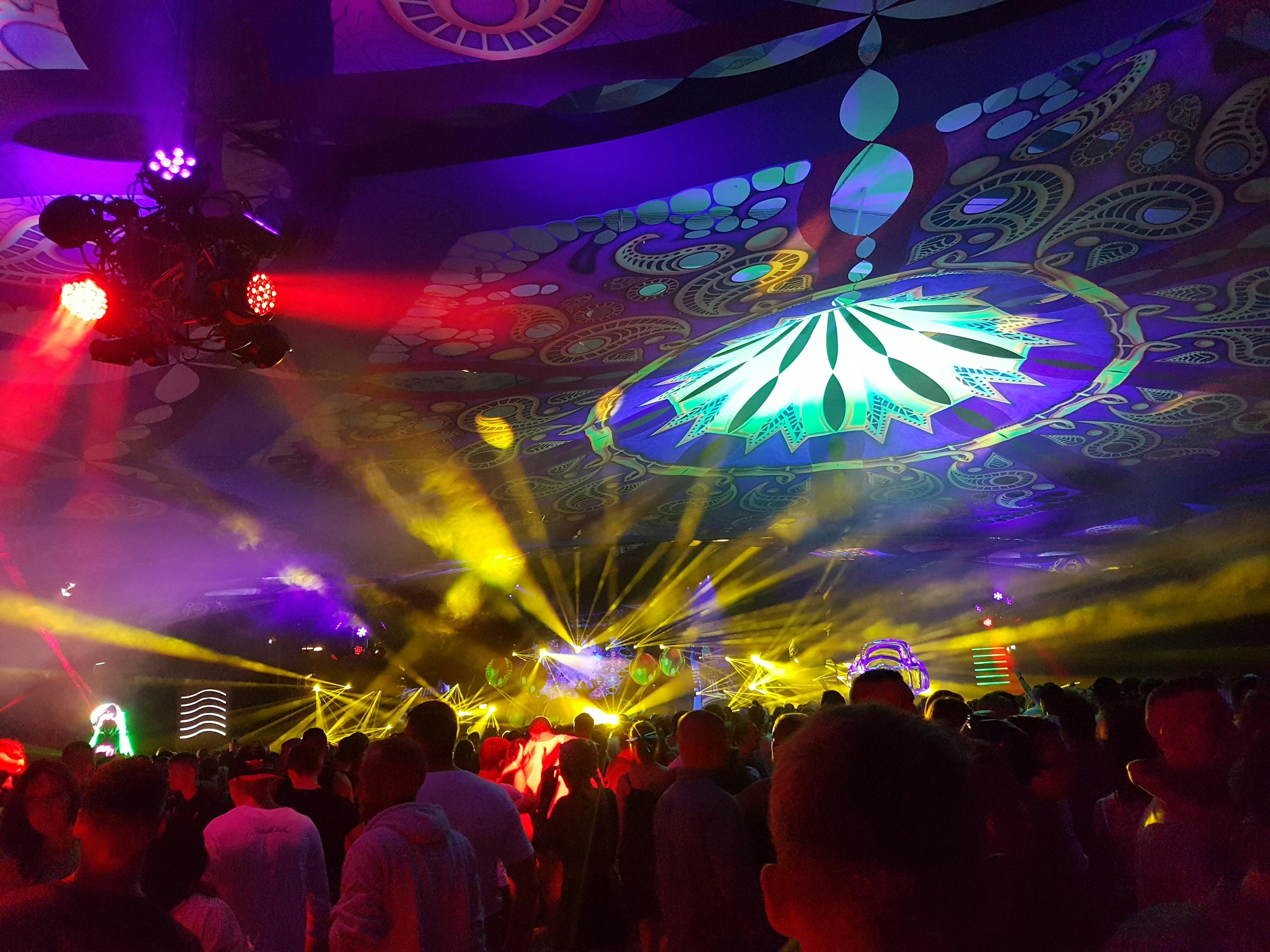 体育达人直播，流量狂欢下的体育精神沉浮