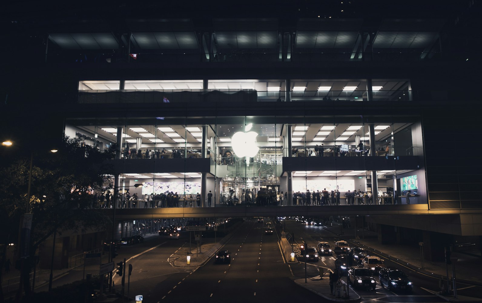 数字浪潮中的体育狂欢,深圳如何用直播重塑城市活力 数字浪潮中的体育狂欢,深圳如何用直播重塑城市活力