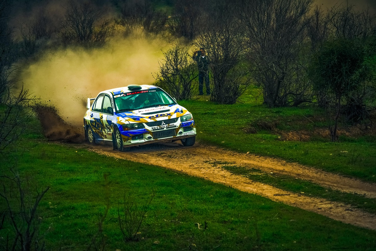 速度与激情永不落幕—体育竞速直播吧打造沉浸式观赛新体验