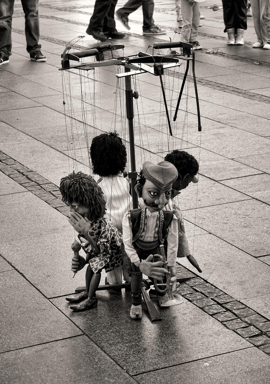 嗑瓜子直播体育，当娱乐碎片吞噬竞技严肃性