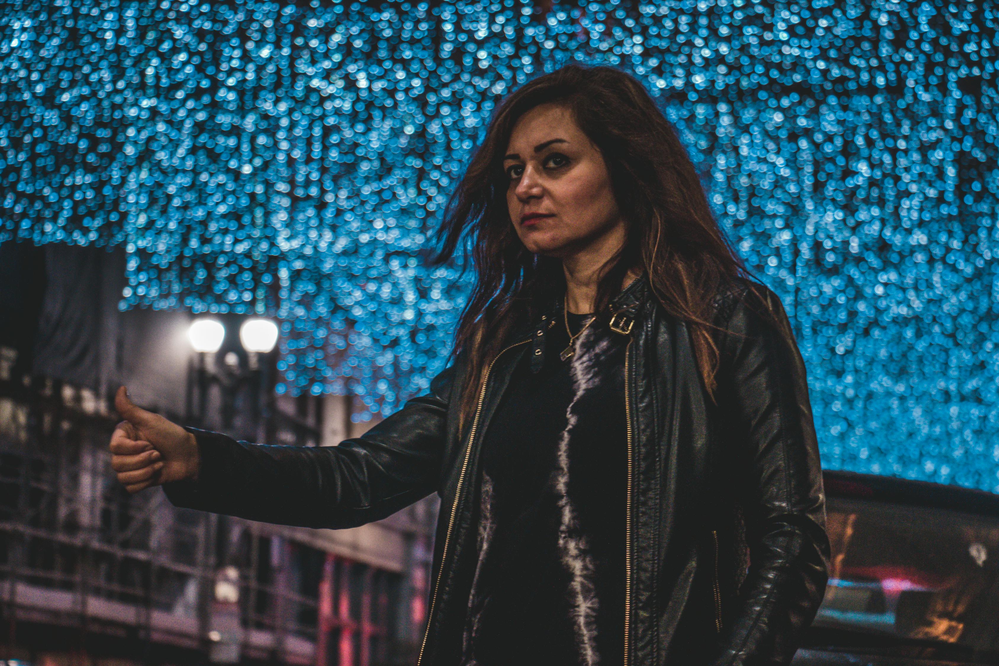 Mastering the Language of Sports Broadcasts:Essential English Phrases for Live Commentary