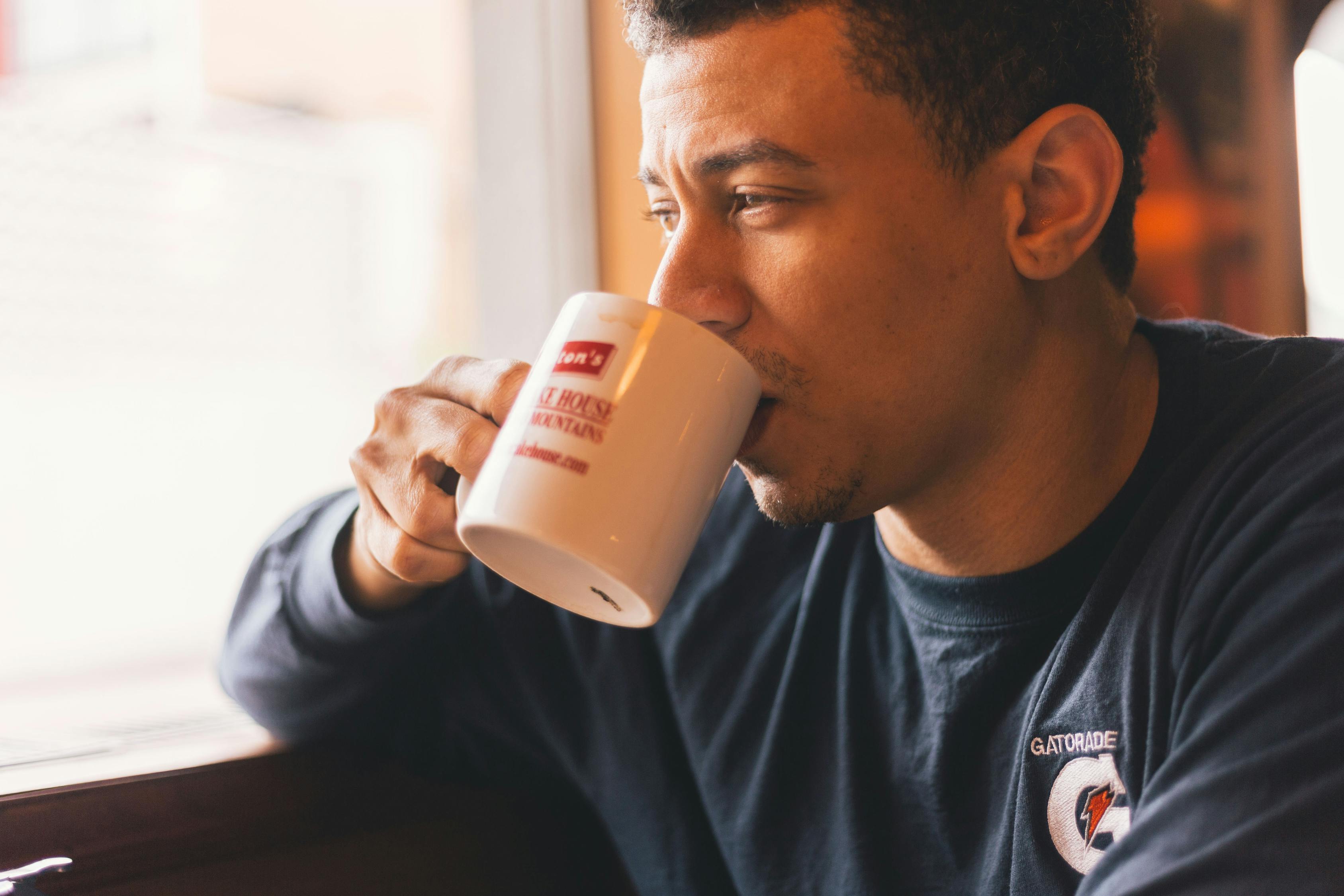 直播镜头下的体育迷，从观众到参与者的身份蜕变