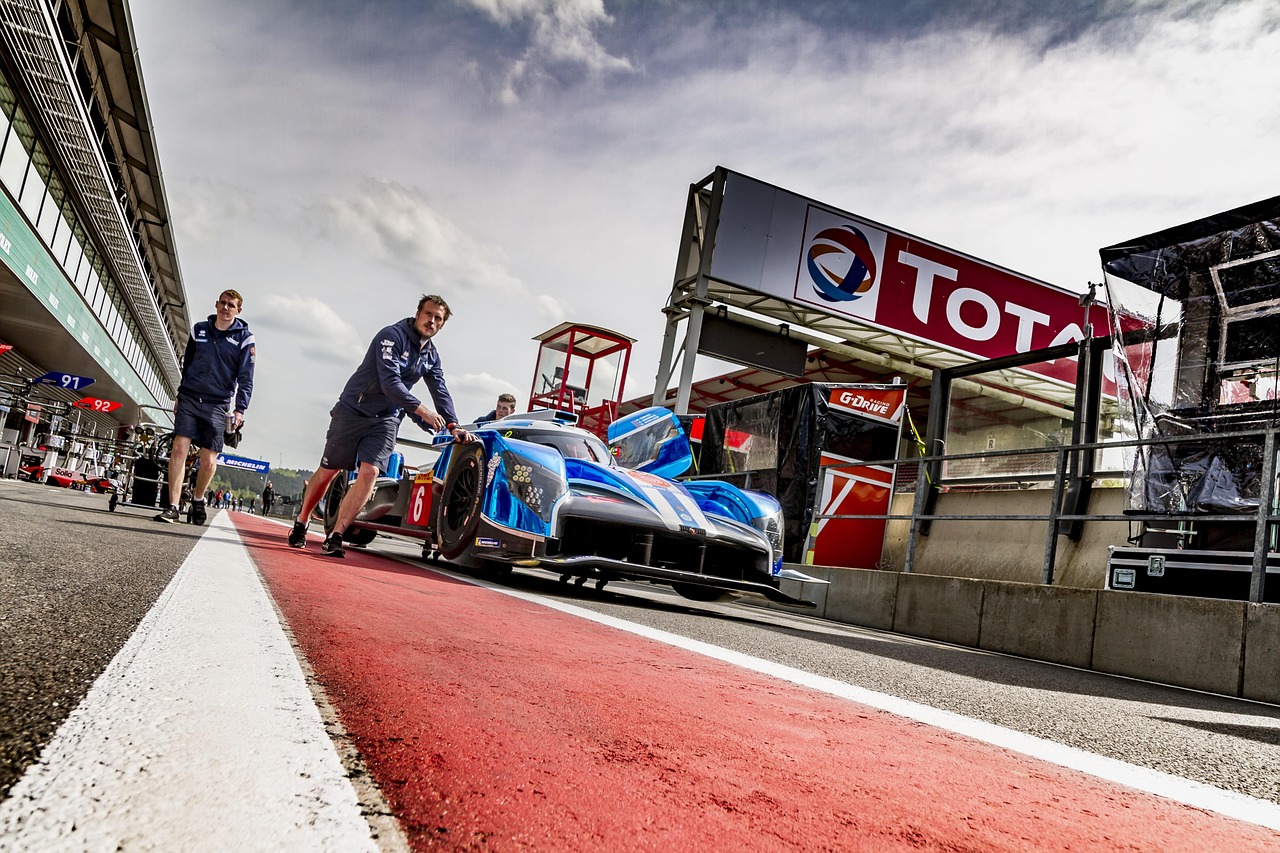 沉浸式观赛新体验，探秘映客体育直播的互动革命