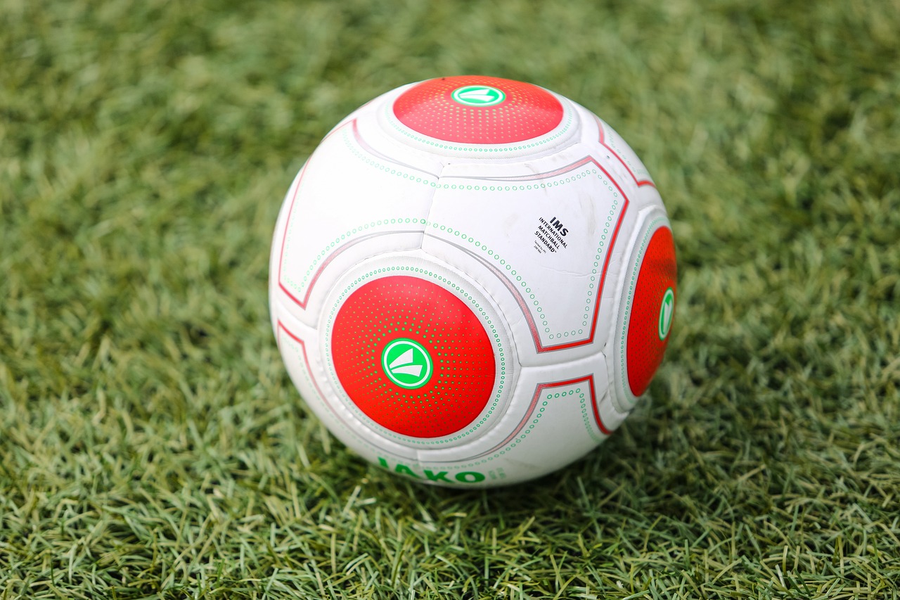 虚拟与现实的碰撞，解码体育直播时代下的台球游戏新生态