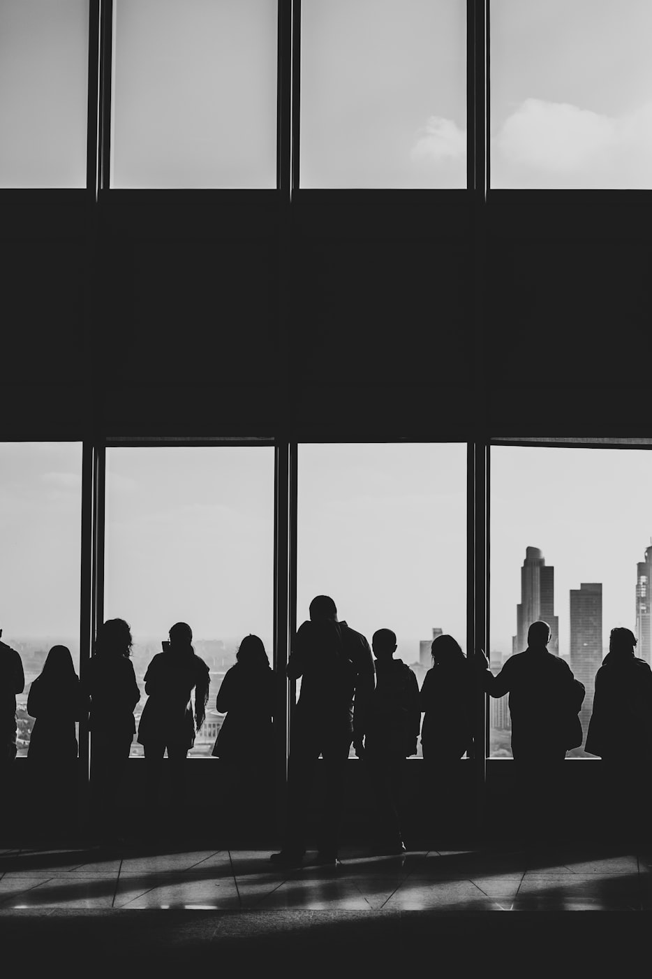 黑白屏幕里的火焰，体育直播的怀旧魅力与当代重生