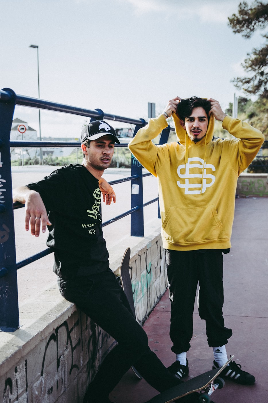 当体育直播遇见爱情,那些屏幕外的默契瞬间 当体育直播遇见爱情,那些屏幕外的默契瞬间