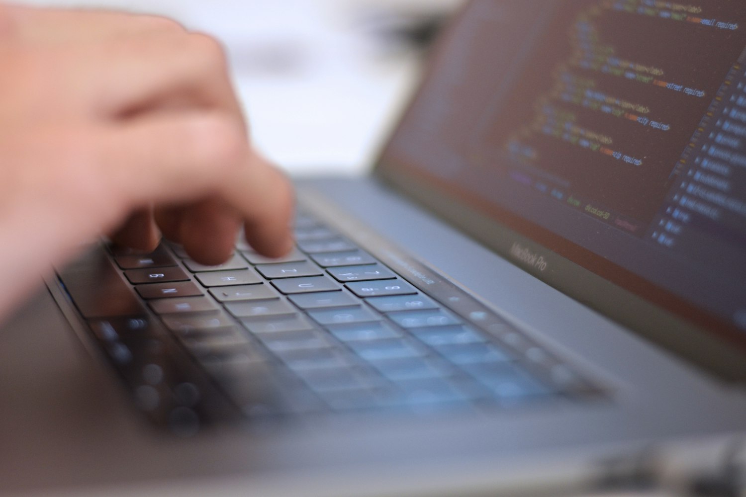 重构娱乐中心用户登录,从体验到安全的多维升级 重构娱乐中心用户登录,从体验到安全的多维升级