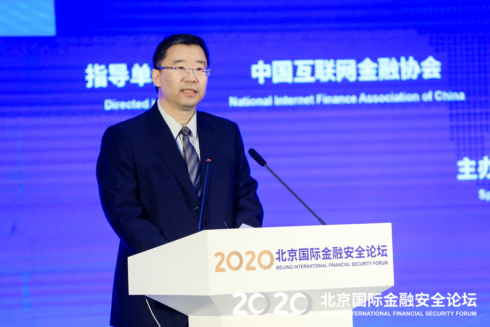 劲炫这款车的表现怎么样？影响劲炫车辆表现的因素有哪些？
