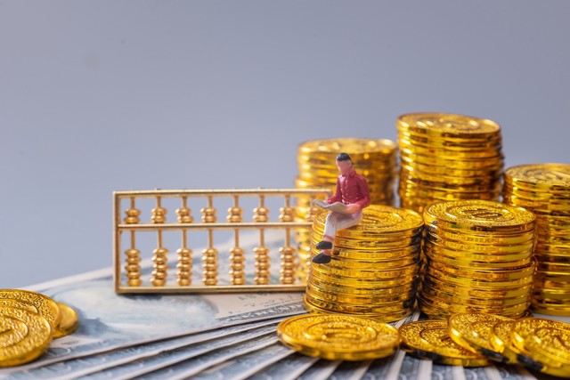 如何确定合约保证金缴纳金额？保证金金额对交易有何影响？