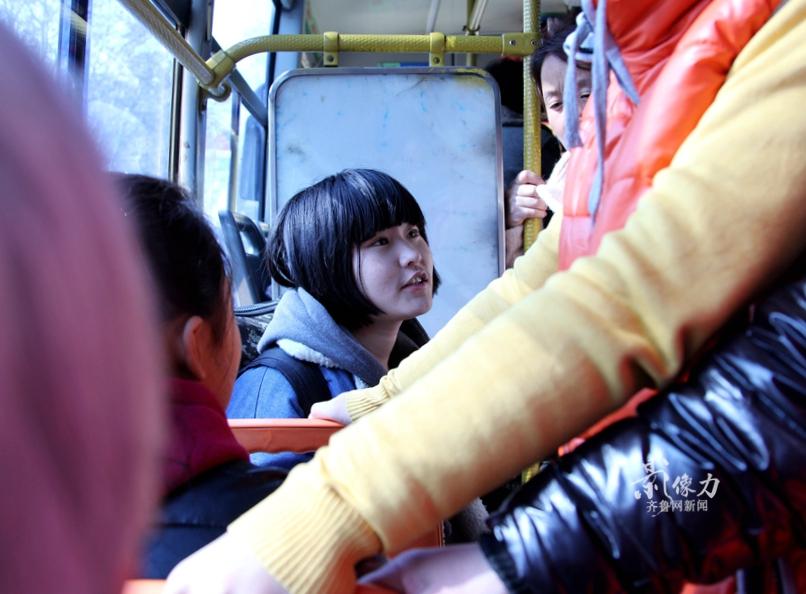 漂针浆期货的市场表现如何？这种市场表现受哪些因素影响？